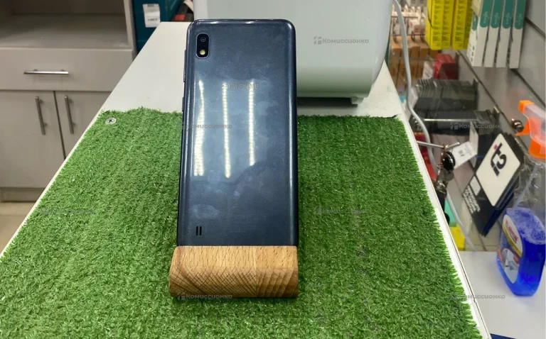 Samsung Galaxy A10 3/32 ГБ