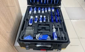 Чемодан с инструментом