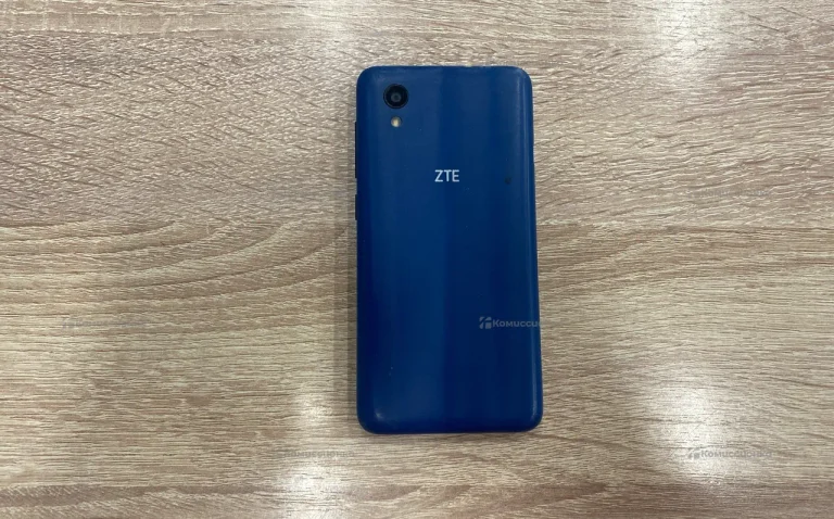 ZTE Blade L8 1/16 ГБ