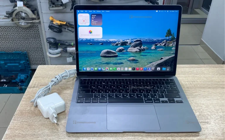 Ноутбук  MacBook Air 2020 M1