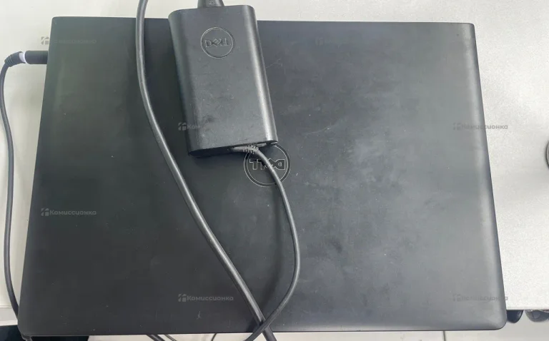 Ноутбук  Dell