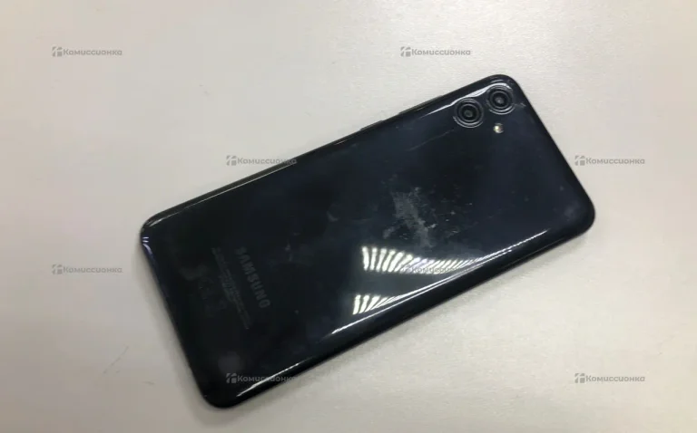 Samsung a04e 3/32.
