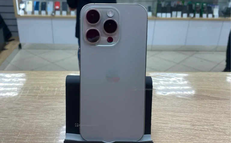 Apple iPhone 16 Pro 8/256 ГБ