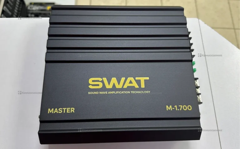 Усилитель  SWAT M-1700