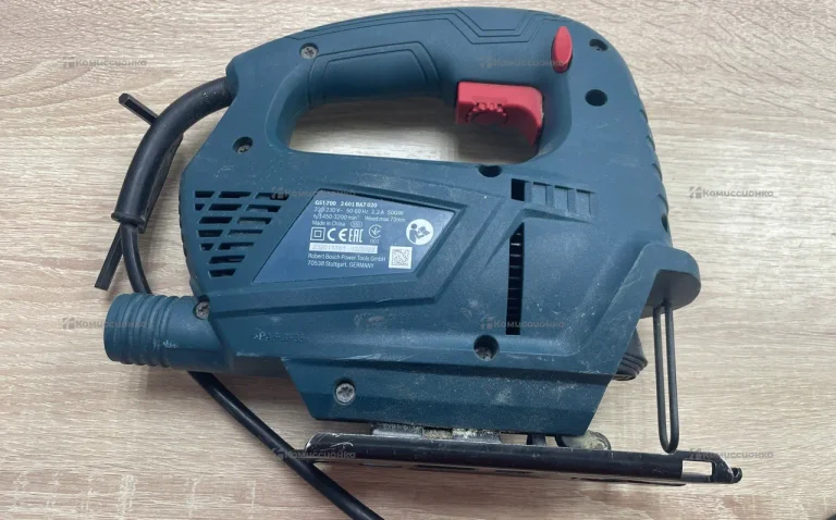 Bosch gst 700