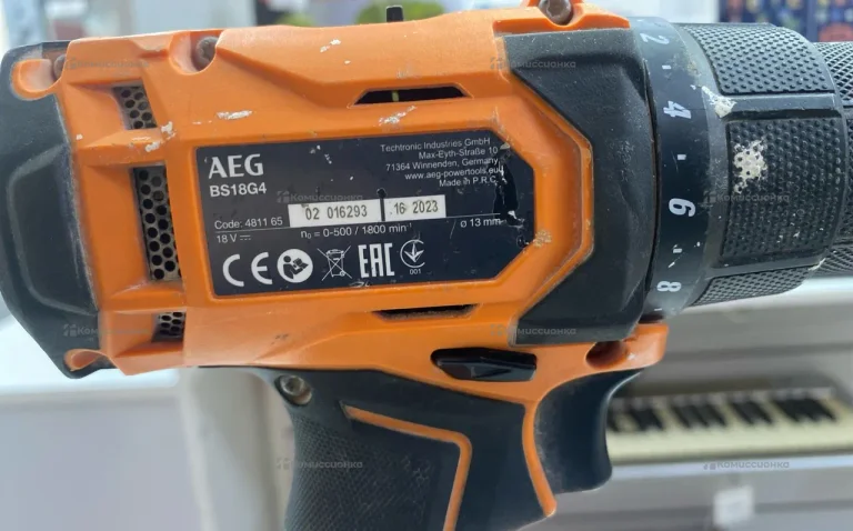 Шуруповерт AEG BS18G4