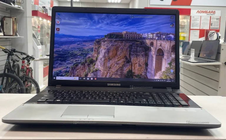 Ноутбук Samsung EP3007A