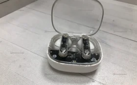 Наушники  белые