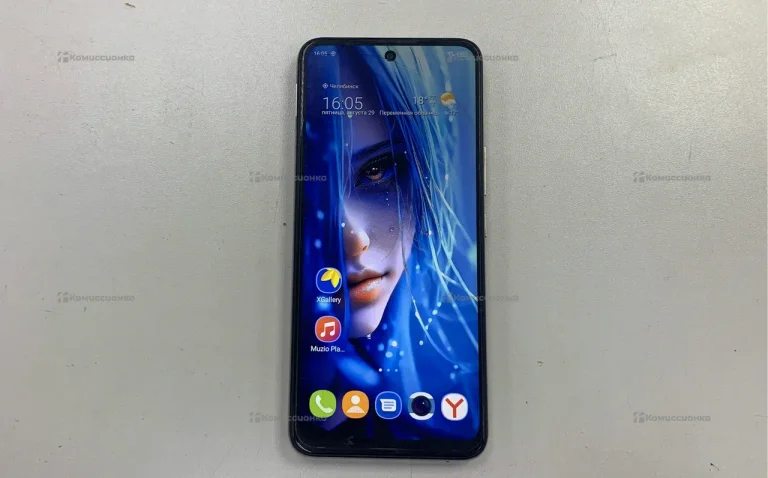 Infinix HOT 12 PLAY NFC 4/64Gb