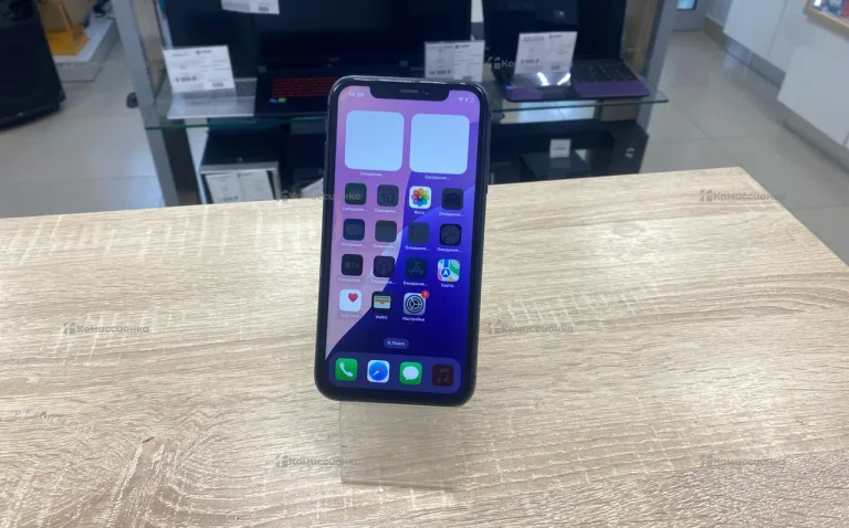 Apple IPhone 11 64Gb