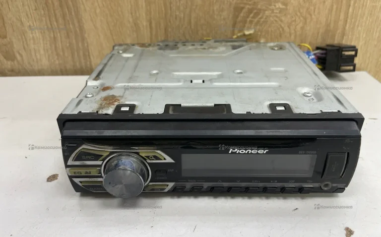 Автомагнитола Pioneer