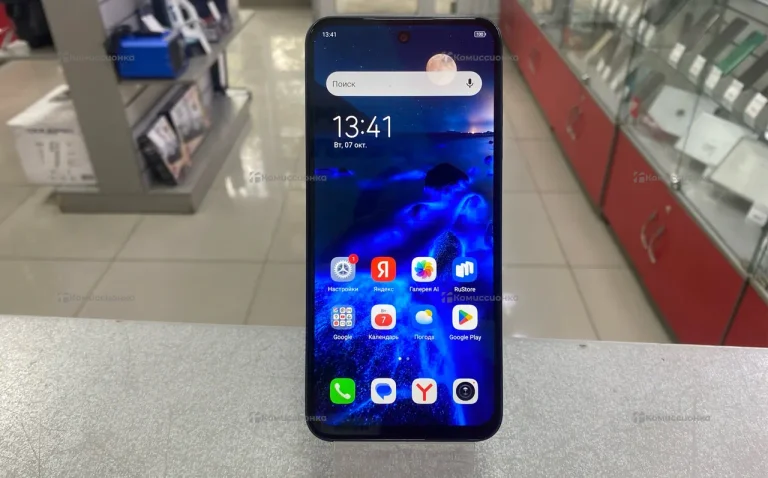 Tecno Spark Go 1 3/64 ГБ