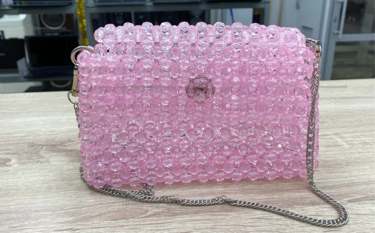 Шкатулка из бусин лиловая