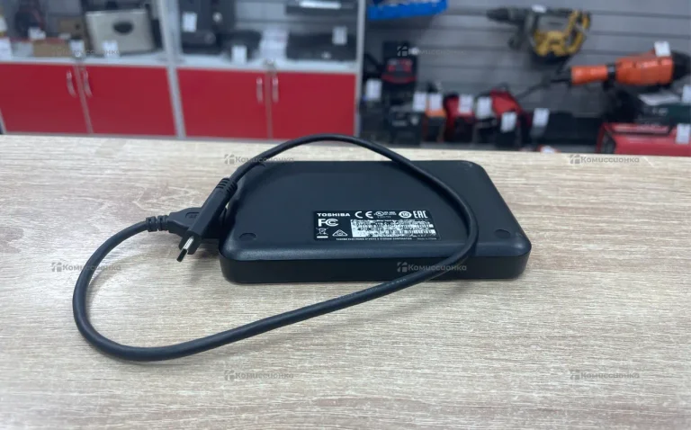 Жесткий диск Toashiba 1TB