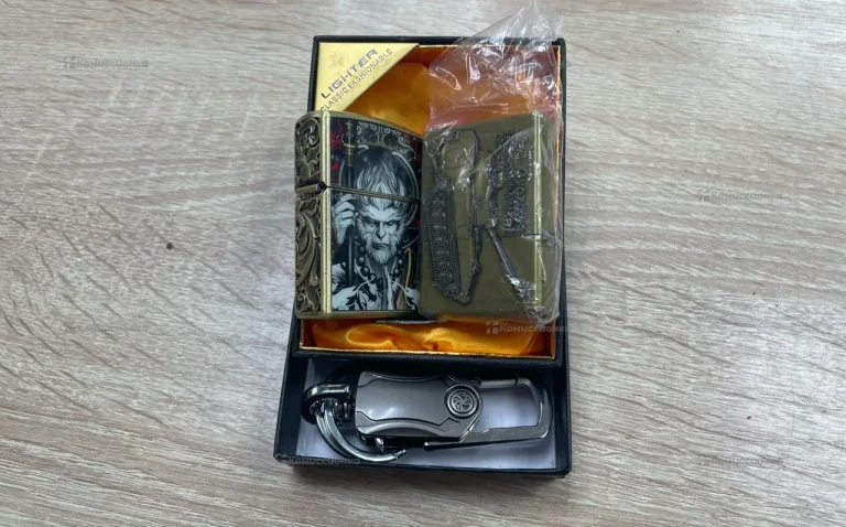 Бензиновая зажигалка 2шт