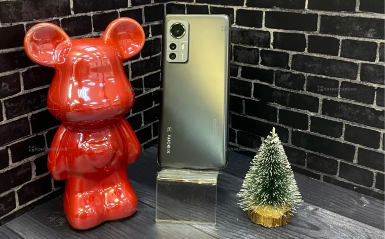 Xiaomi 12 8/128 ГБ
