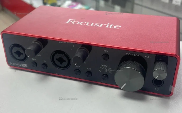 Звуковая карта skarlet focusrite 2i2