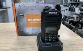 Купить Рация baofeng с подставкой б/у , в Пенза Цена:890рублей