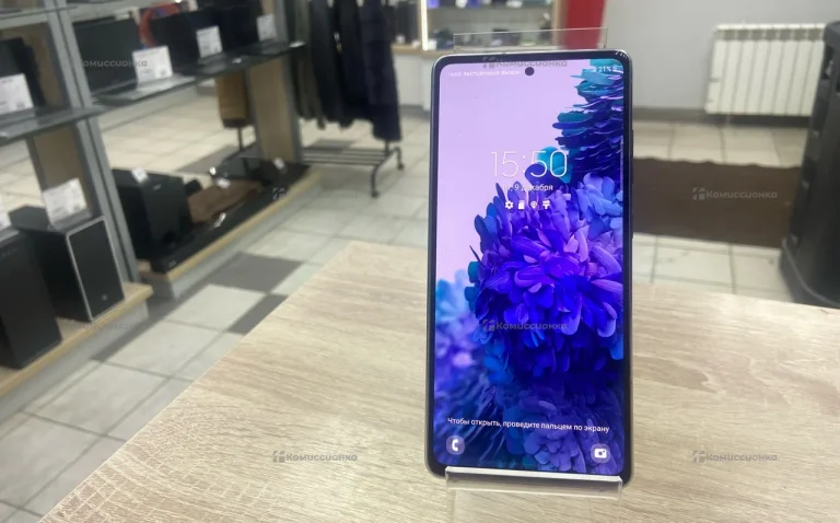 Samsung Galaxy S20 FE 6/128 ГБ