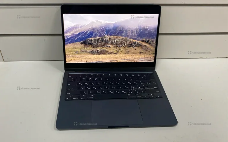Apple MacBook Air 13 M3 (2024)