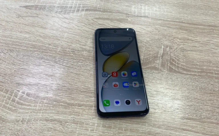 Tecno Spark Go 1 3/64 ГБ