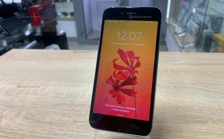 Apple iPhone 6 1/64 ГБ