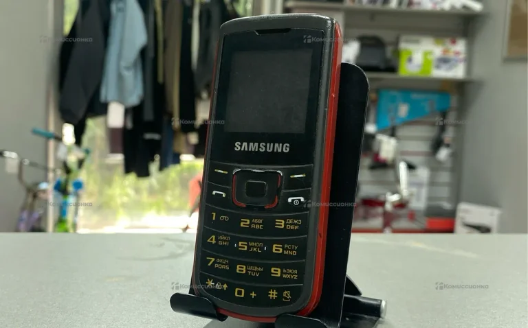 Samsung E1100T