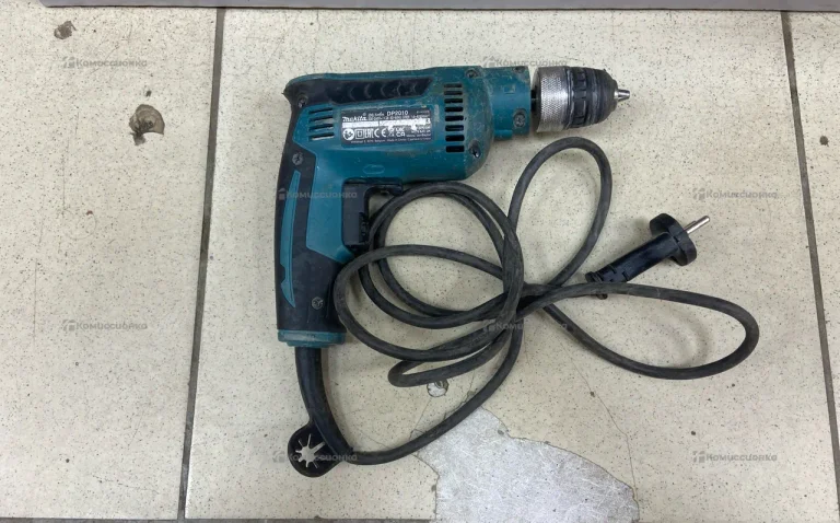 Дрель makita DP2010