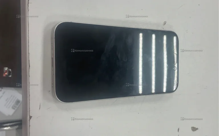 Apple iPhone 16 8/128 ГБ