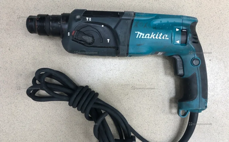 Перфоратор makita HR2470 (2025г)