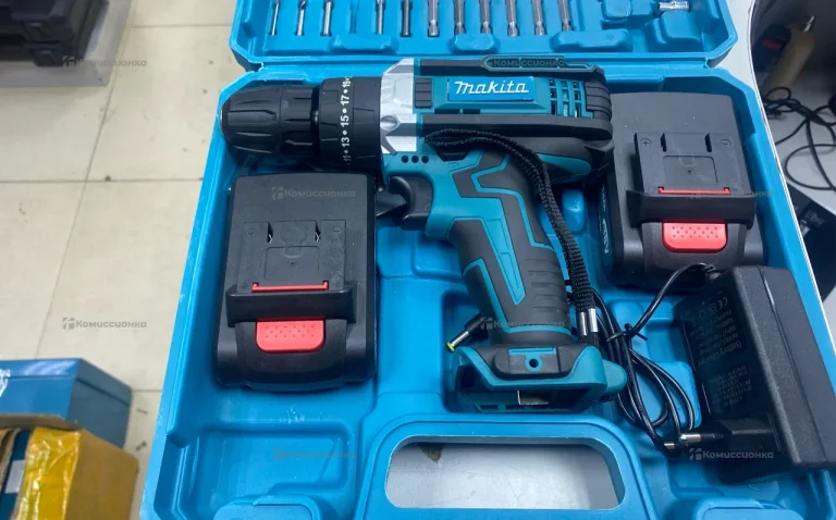 Дрель-шуруповёрт Makita DF331D (реплика)