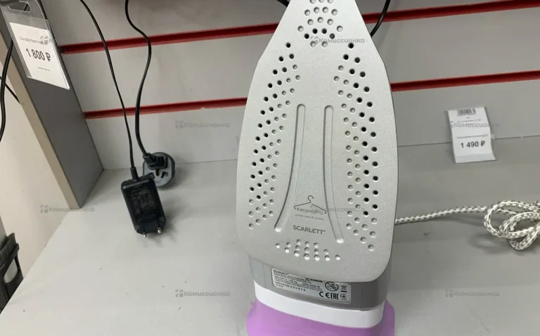 Утюг Scarlet SC-SI30K39