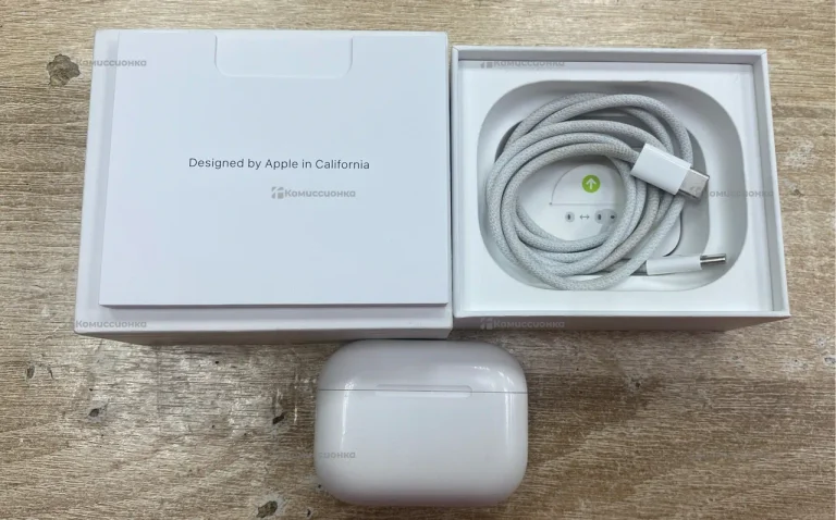 Наушники  AirPods Pro 3