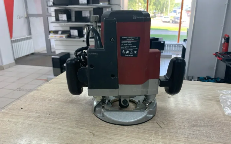 Фрезер RedVerg RD-ER180