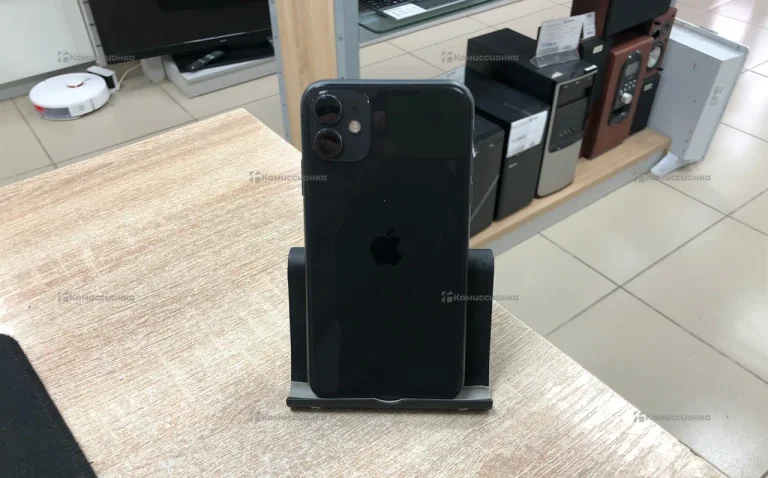 Apple iPhone 11 4/128 ГБ