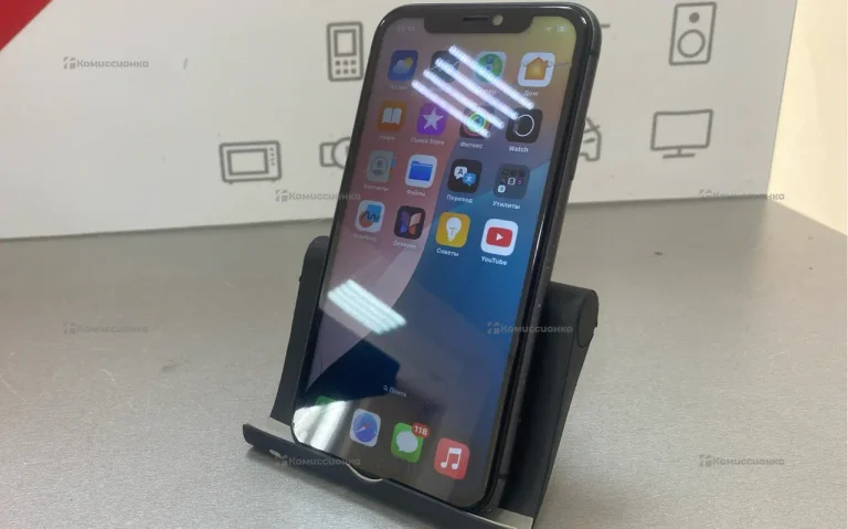 Apple iPhone 11 4/64 ГБ