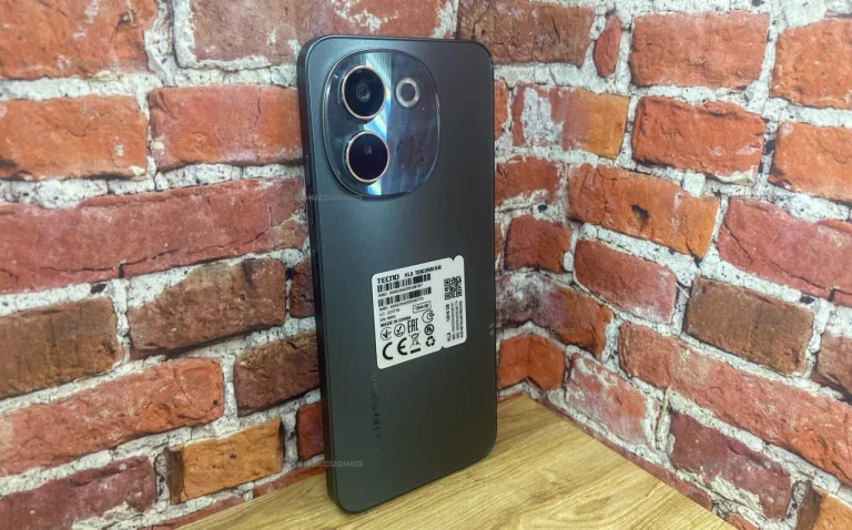 Tecno Spark 30 5G 6/128 ГБ