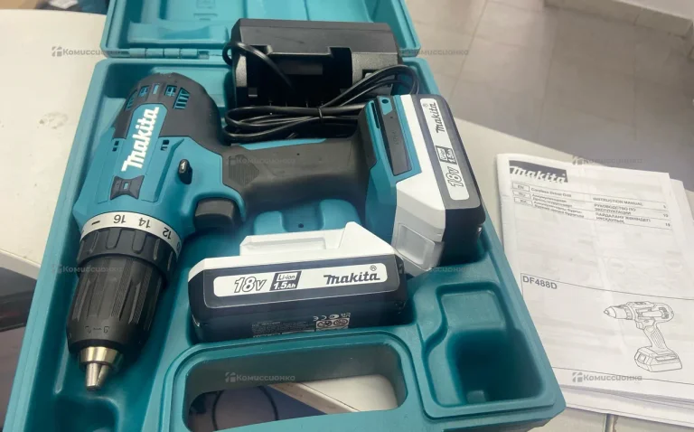 Шуроповерт Makita DF488D