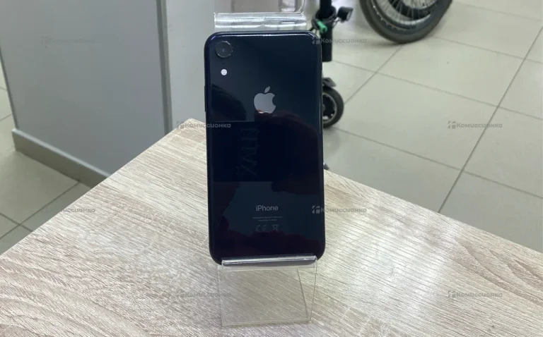 Apple iPhone XR 3/64 ГБ