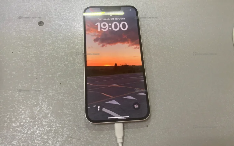 Apple iPhone 14 6/128 ГБ