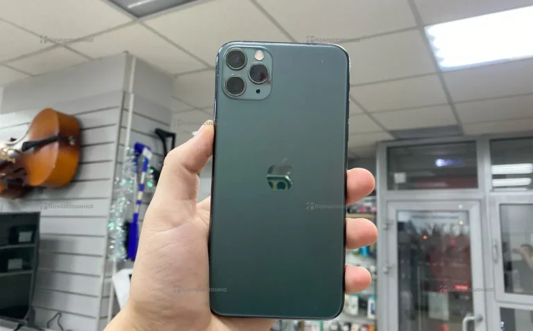 Apple iPhone 11 Pro Max 4/256 ГБ