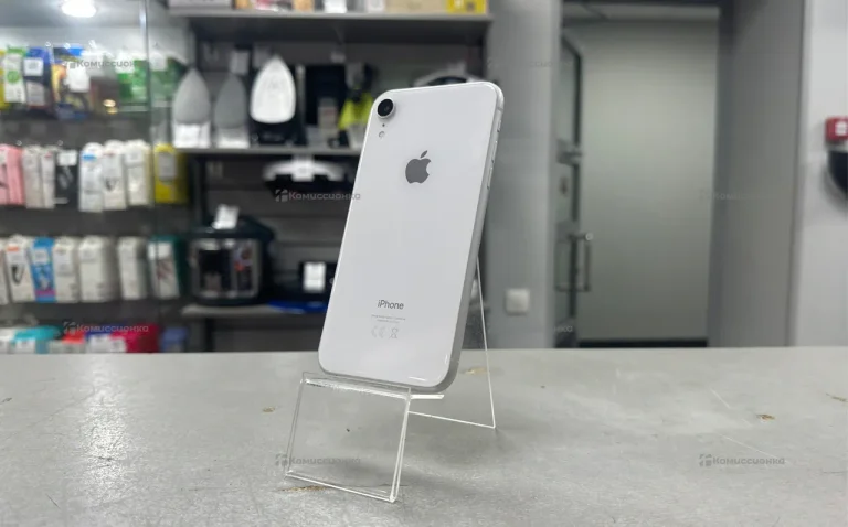 Apple iPhone XR 64GB