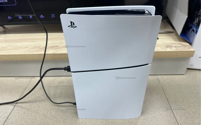 Приставка Sony 5 slim без дисковода