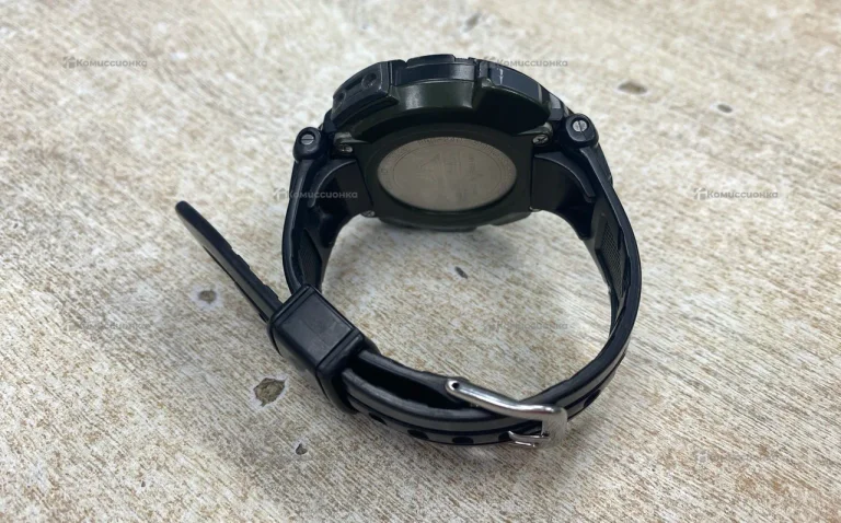 Часы  Casio Pro trek