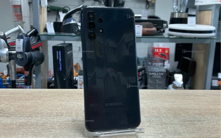 Samsung Galaxy A13 4/64 ГБ
