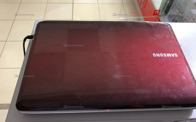 Ноутбук Samsung R530