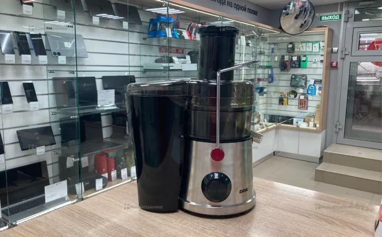 Соковыжималка BBK JC100-H07
