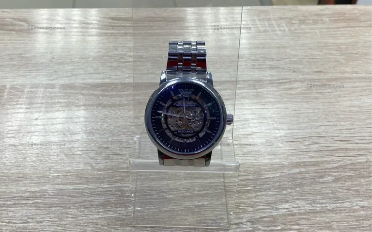 Часы  georgy Armani