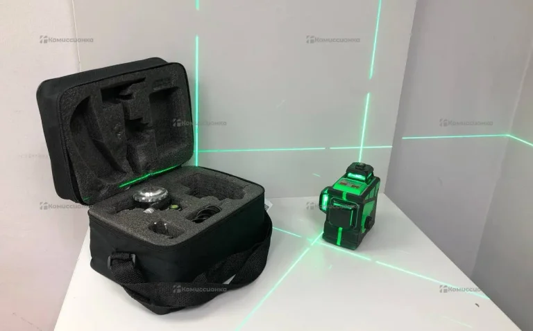 Лазерный уровень 3D 12