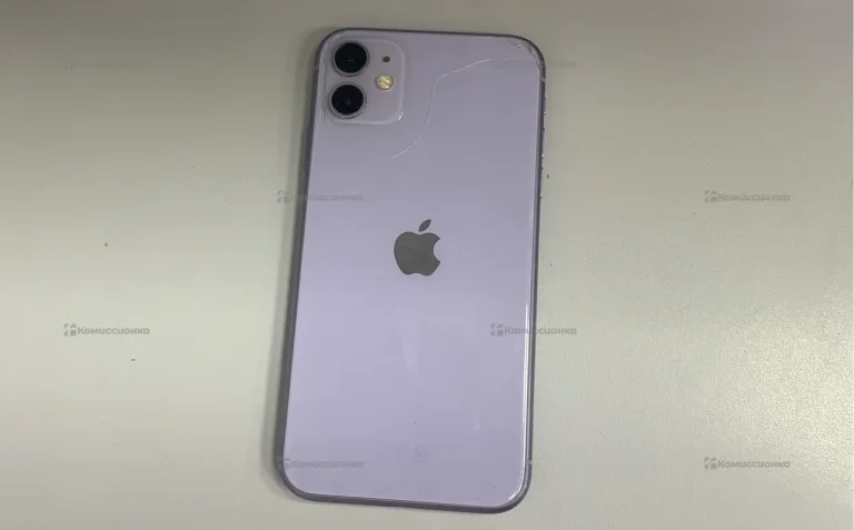 Apple iPhone 11 4/64 ГБ